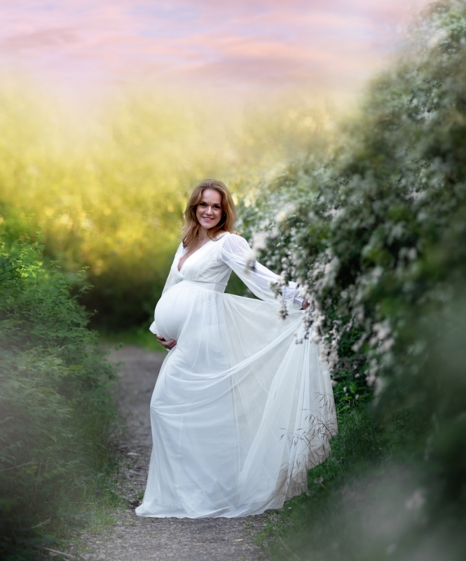 sesja ciążowa plenerowa Warszawa / sesja brzuszkowa Warszawa / fotografia ciążowa Warszawa cena / fotograf Warszawa / fotografia ciążowa Warszawa 